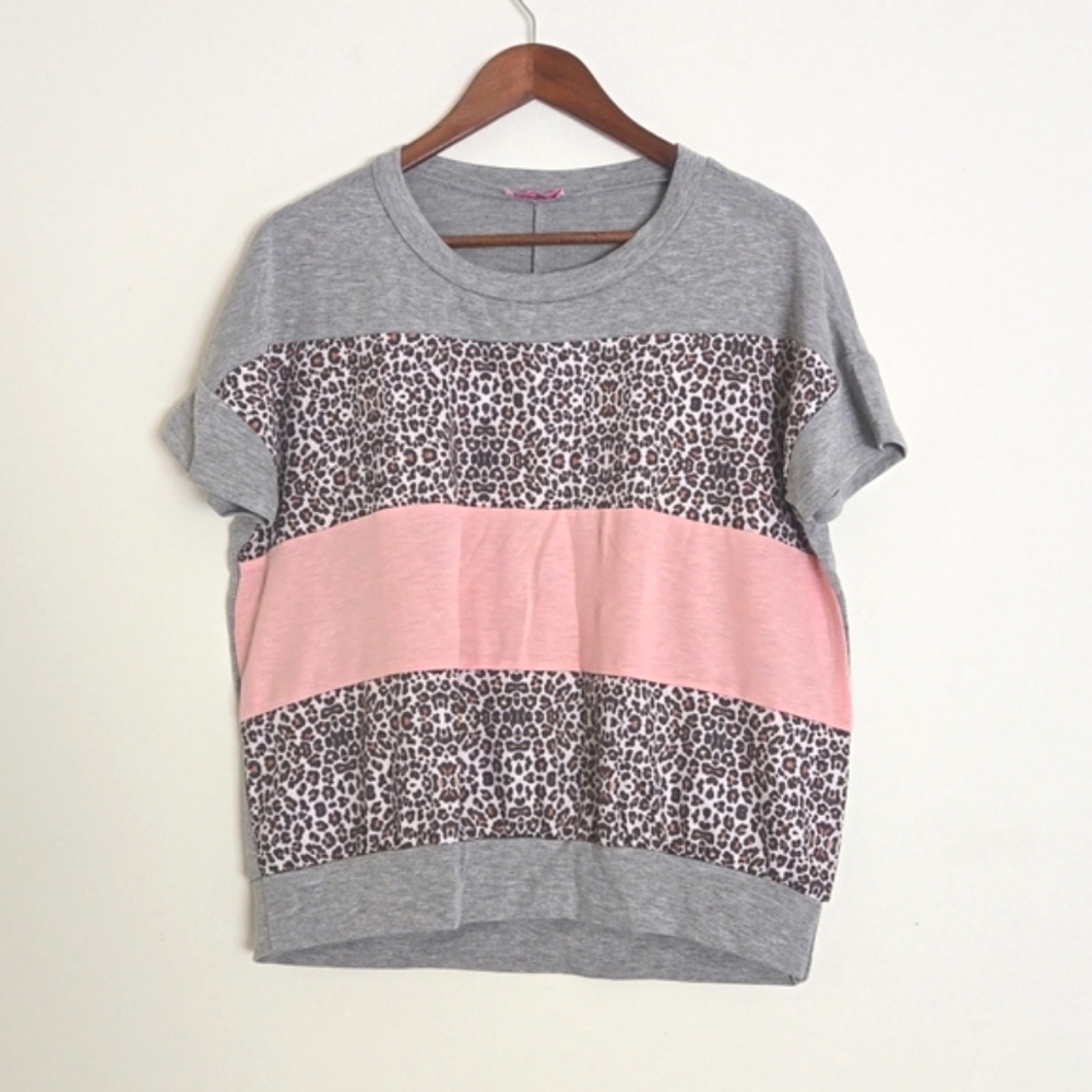 Pink Lily Top size Small